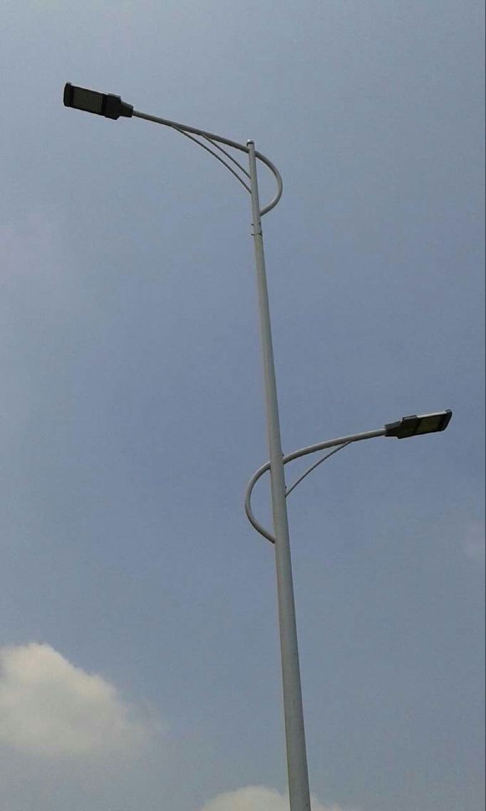 湖南寧鄉(xiāng)大功率LED道路燈亮燈